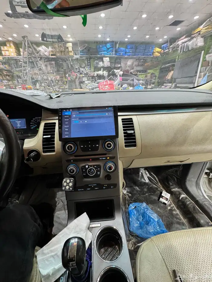 تركيب شاشه على فودر فولكس 2