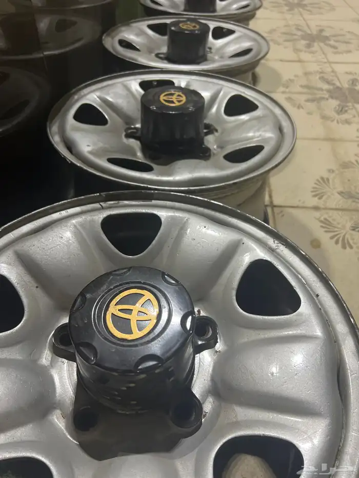 أربع جنوط ديازل لاندكروزر 2