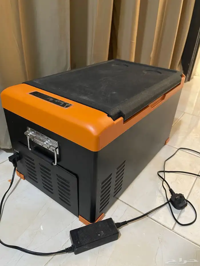 ثلاجة سيارة وتجي فيش كهرب تجي تبريد وفريزر 0