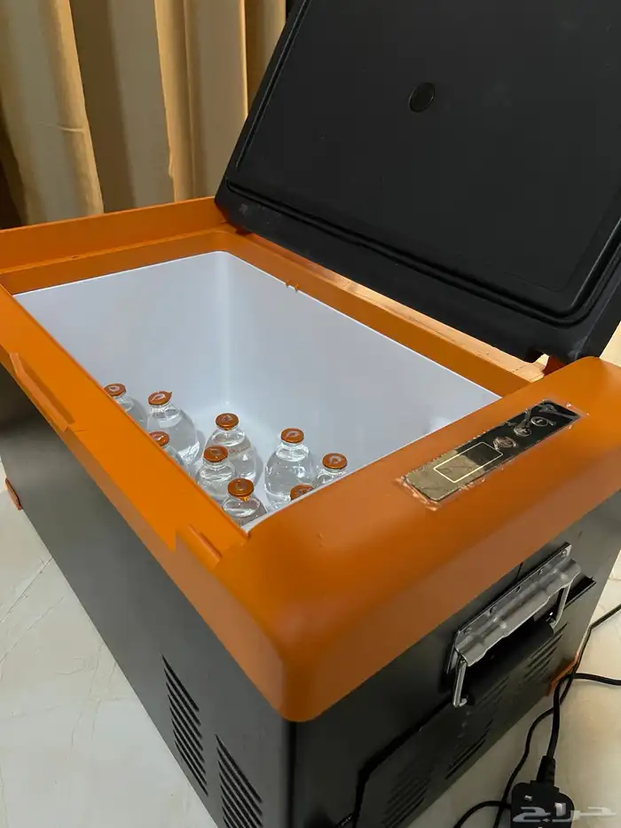 ثلاجة سيارة وتجي فيش كهرب تجي تبريد وفريزر 2