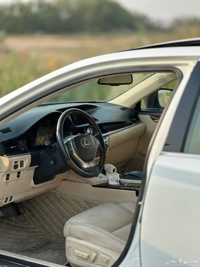 لكزس ES 350 موديل 2015 المالك الاول من الوكالة 8