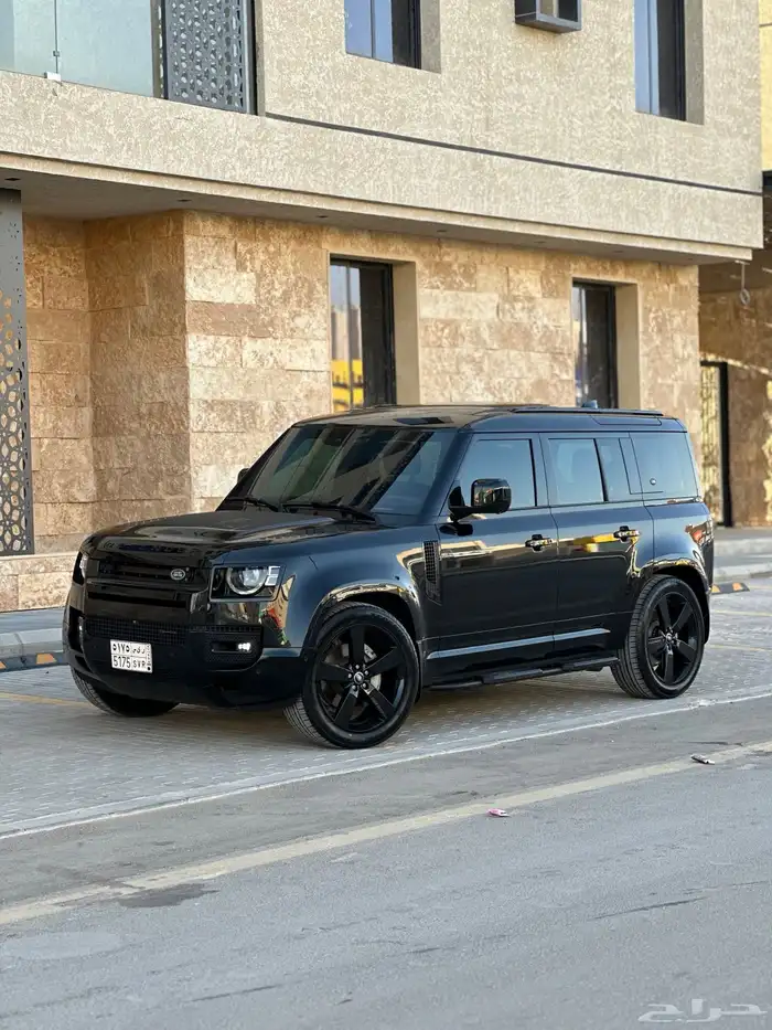 ديفندر V6 2023 اكس 29