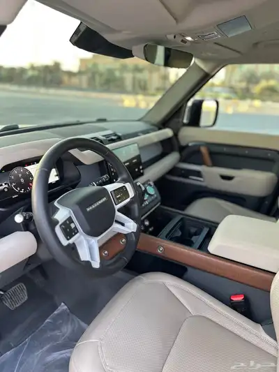 ديفندر HSE 2023 V6 52