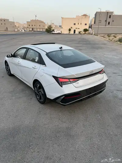 هيونداي النترا 2025 كمفورت اصفار 11
