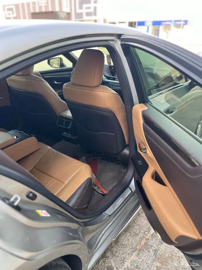 لكزس 350-V6-2020 بريمي ثاني مالك بدي بلد 26