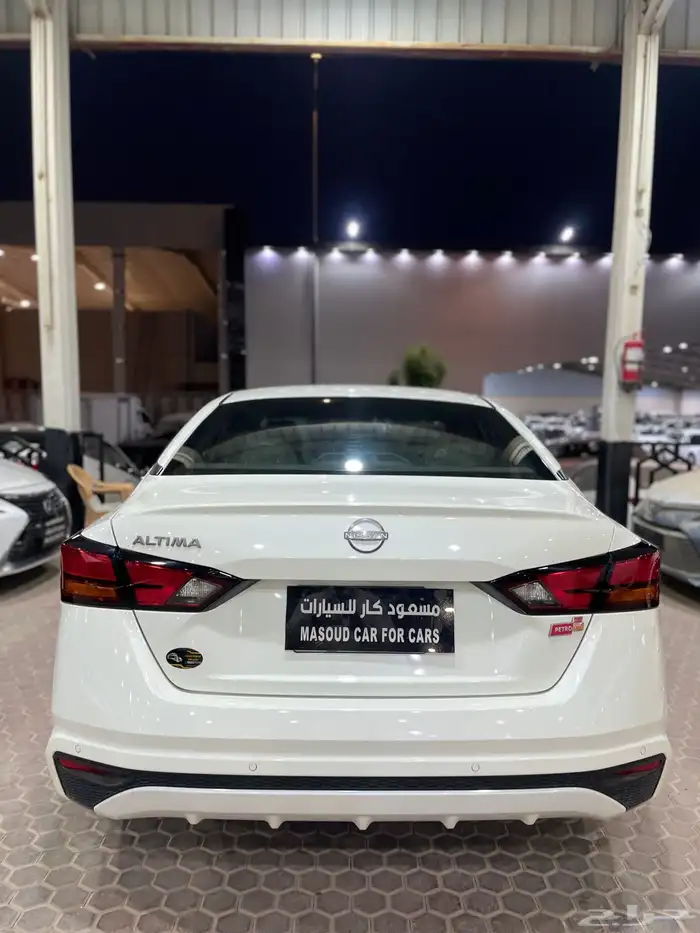 نيسان التيما. 2023 20