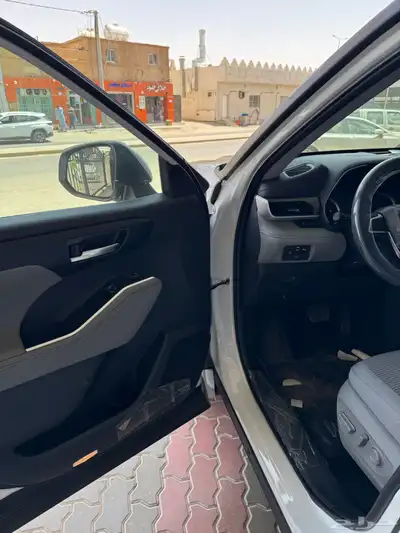 تويوتا هايلاندر GLE هايبرد 2025 7