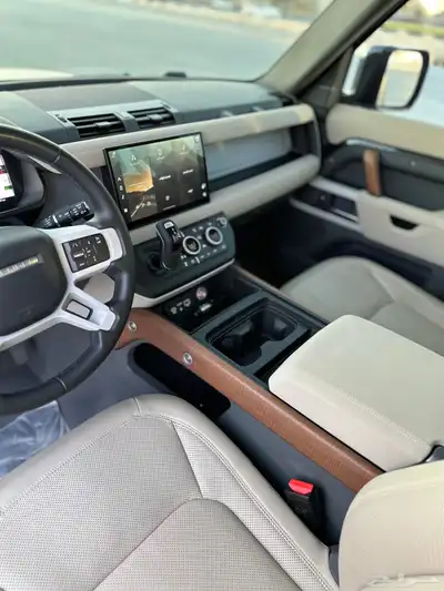 ديفندر HSE 2023 V6 58