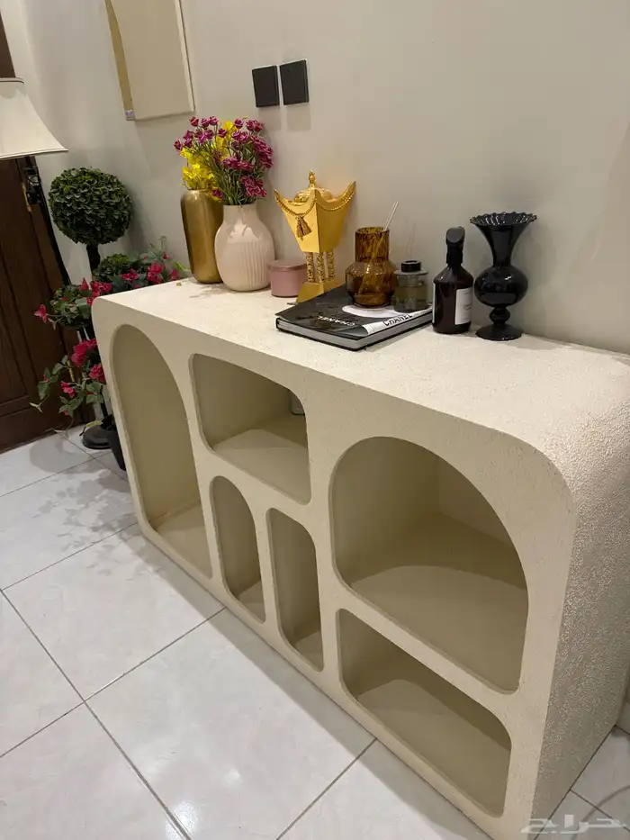 طاولة مدخل 0