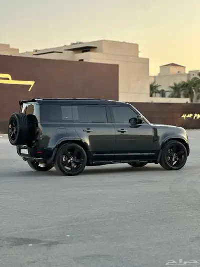 ديفندر HSE 2023 V6 6