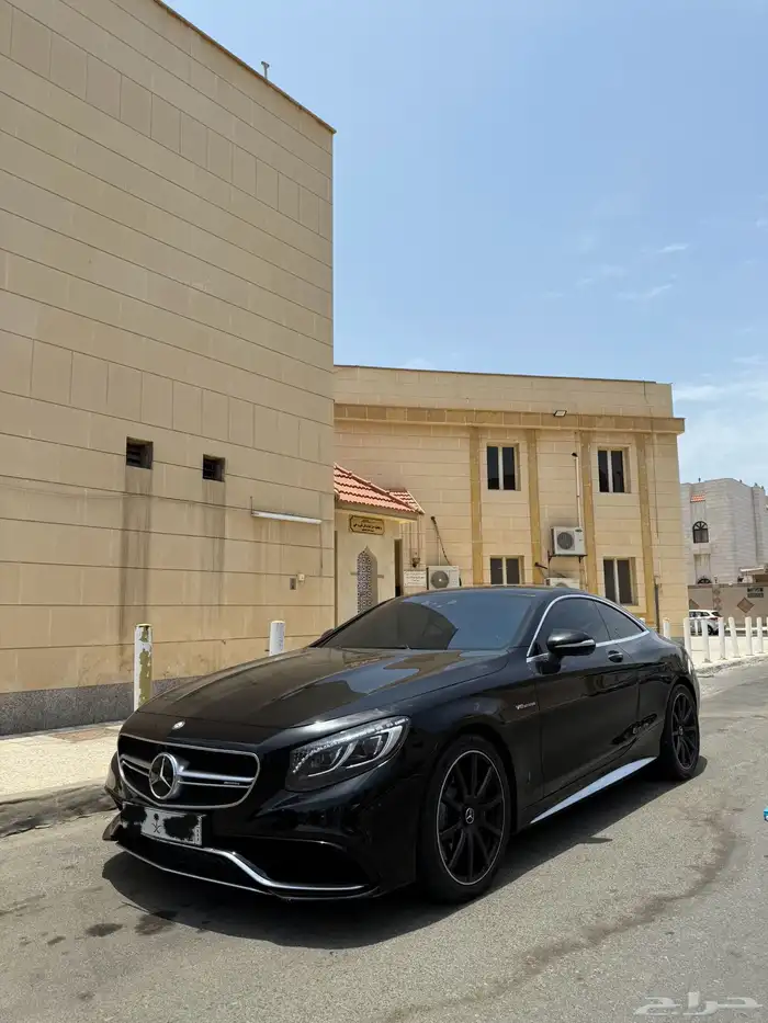 مرسيدس s63 coupe 2016 نظيفه جدا 12