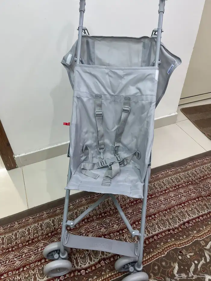 عربيه طفل 1