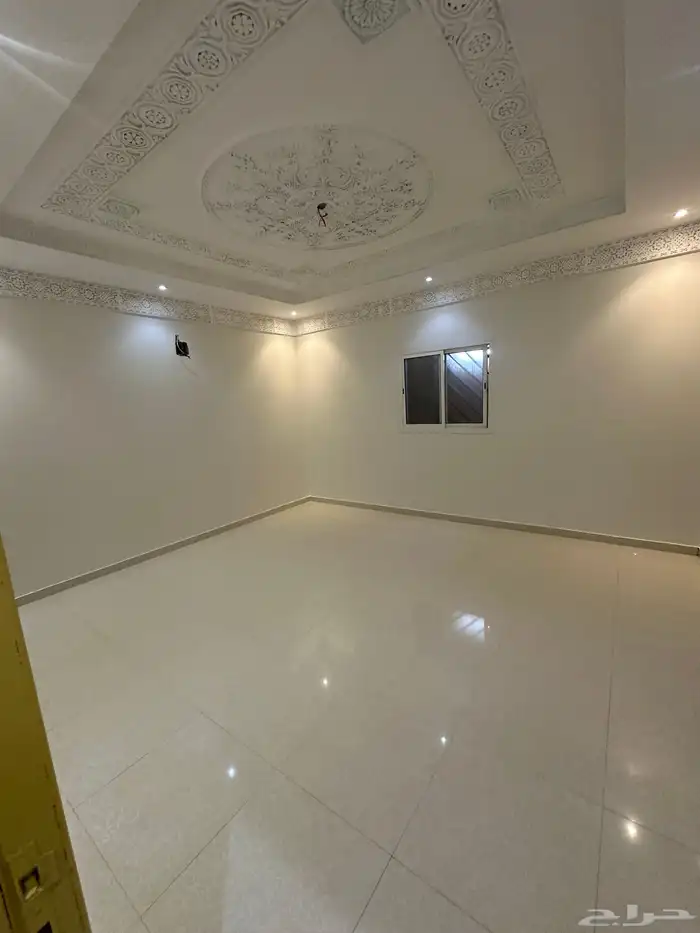 دور ارضى للإيجار حى اشبيليه 75 الف 4