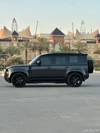 ديفندر HSE 2023 V6 15