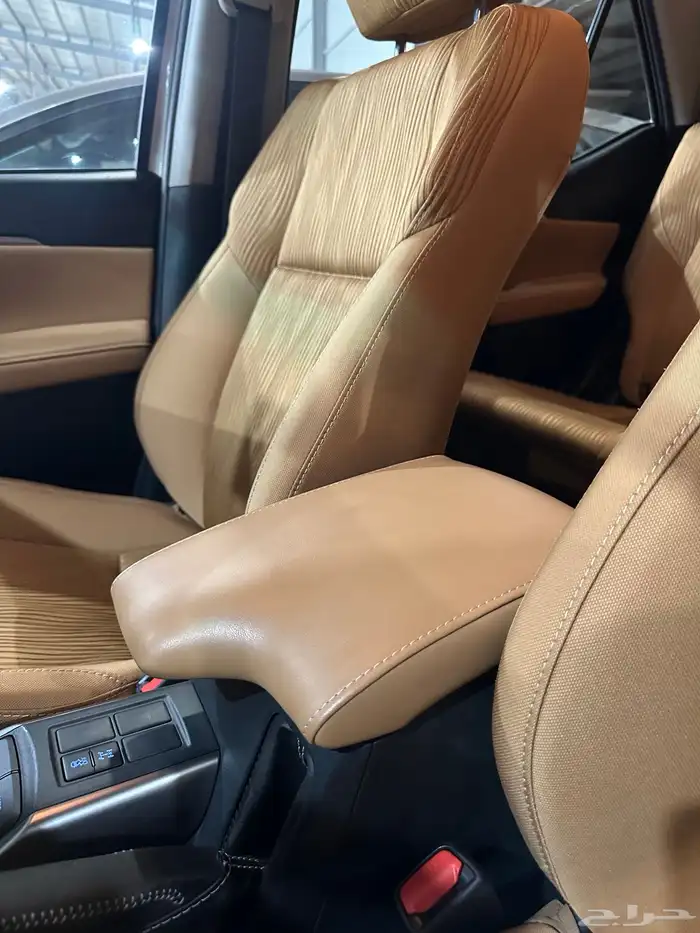 فورتشنر بنزين 6 سلندر VX 1 العداد 7900 كيلو موديل 2021 33