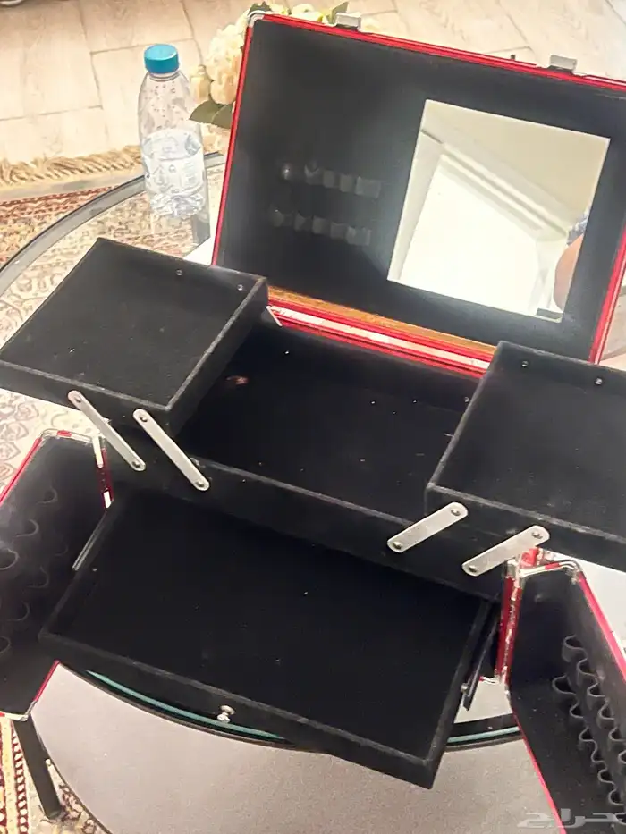شنطة مكياج 1