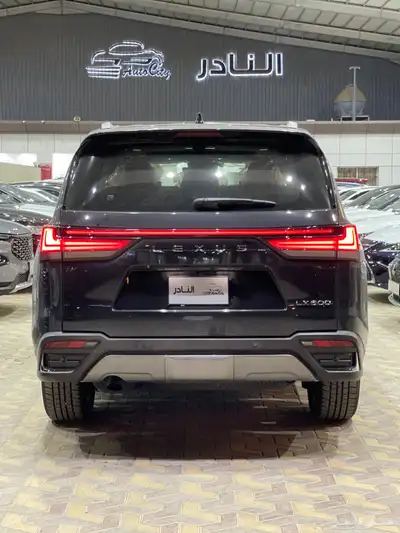 لكزس Lx BB سعودي بطاقه فاتوره 25 كاش واقساط 10