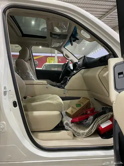 تويوتا لاند كروزر GXR2025 نص فل خليجي (بنزين)3.5L 20