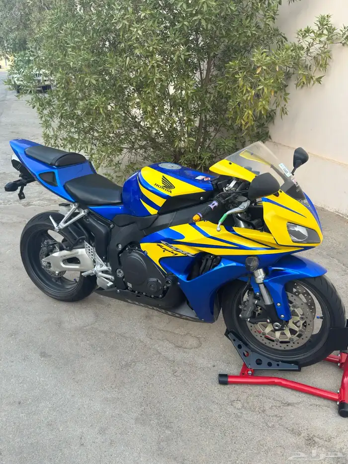 عرض خاص   هوندا CBR 1000 وكالة بالكامل 0