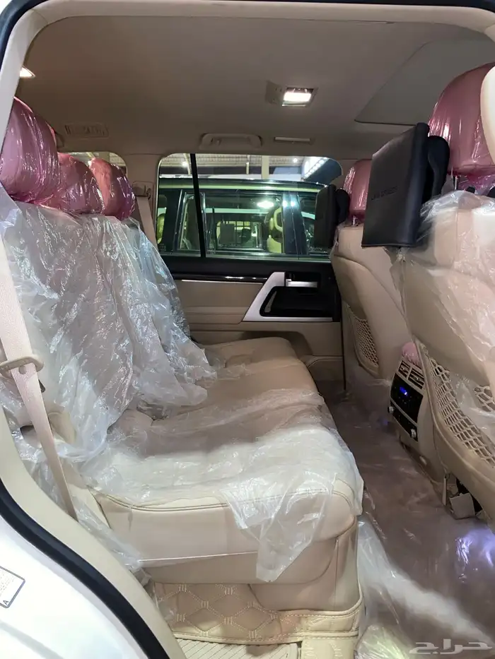 للبيع جيب VXS فل كامل 2021 بريمي عداد 102 الف 14