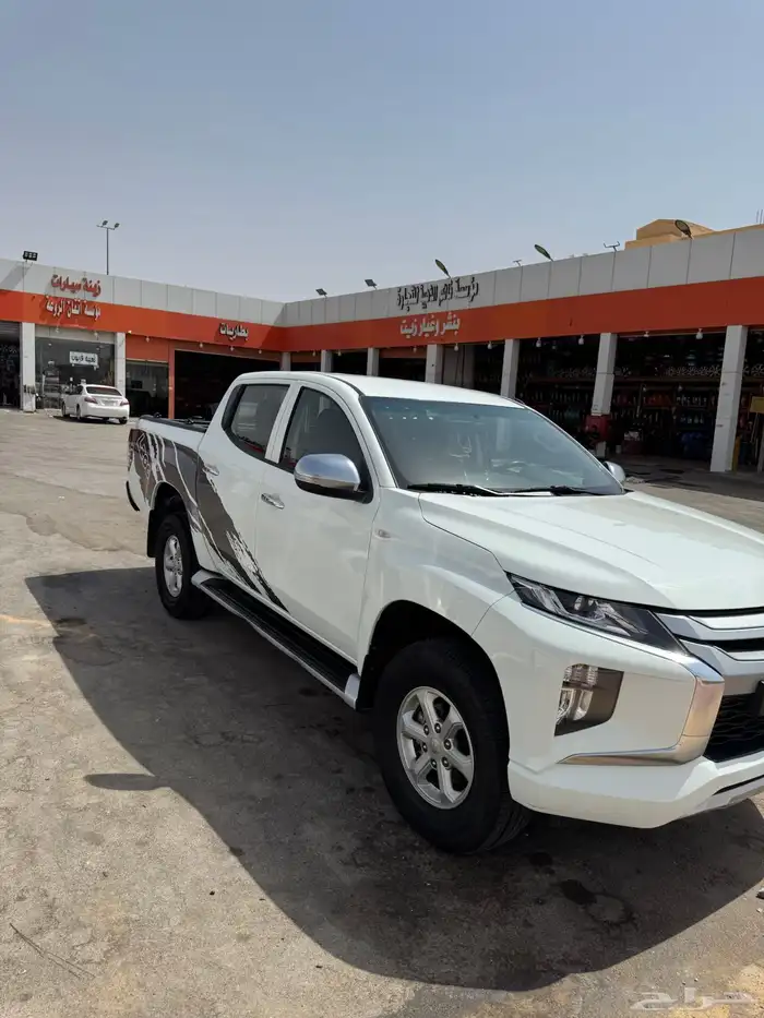 ميتسوبيشي L200 20 22 9