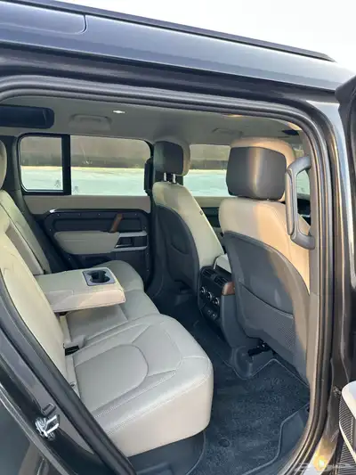 ديفندر HSE 2023 V6 41