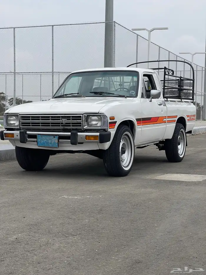 هايلكس 1982 5