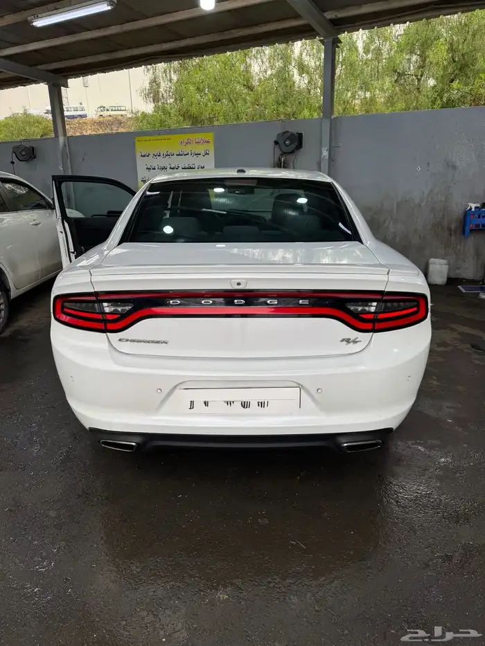 دوج تشارجر 1