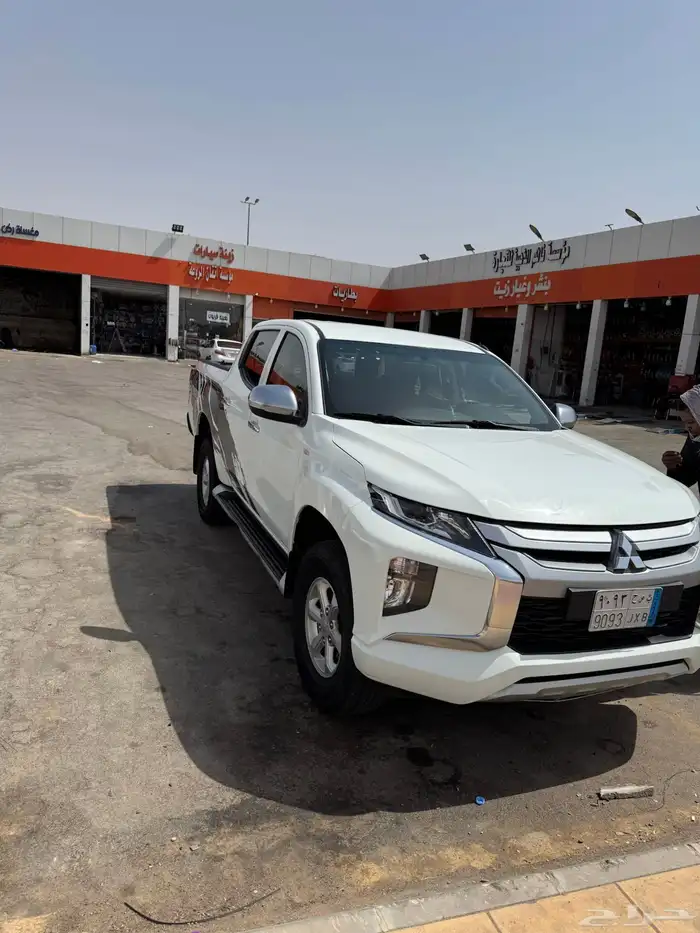 ميتسوبيشي L200 20 22 0