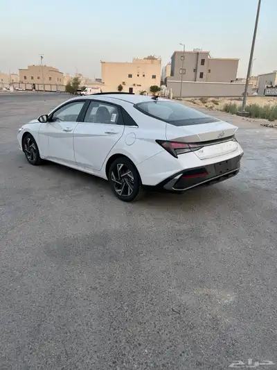 هيونداي النترا 2025 كمفورت اصفار 3