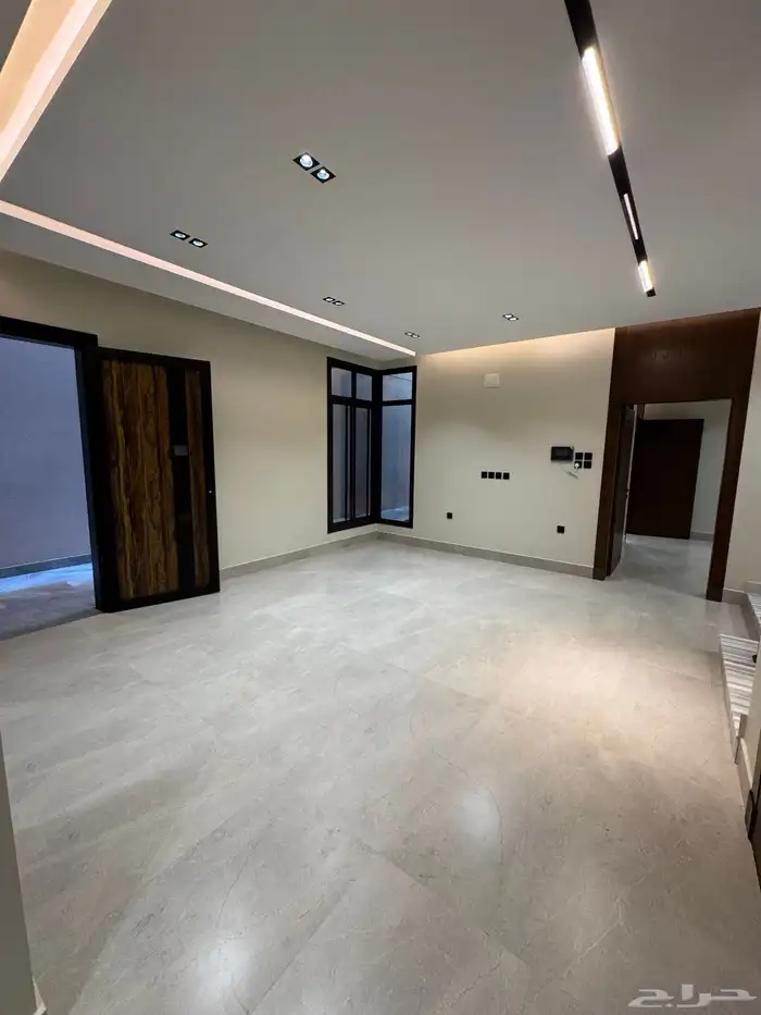 للبيع فيلا مودرن دورين وملحق واصل جميع الخدمات تشطيب vip 11