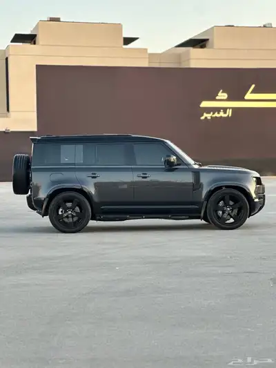 ديفندر HSE 2023 V6 5