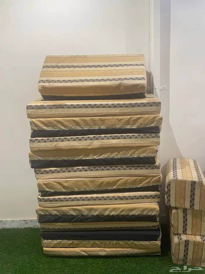 مساند وتكايات 0