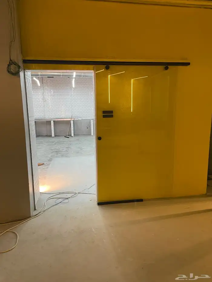زجاج سيكوريت ومرايا 17