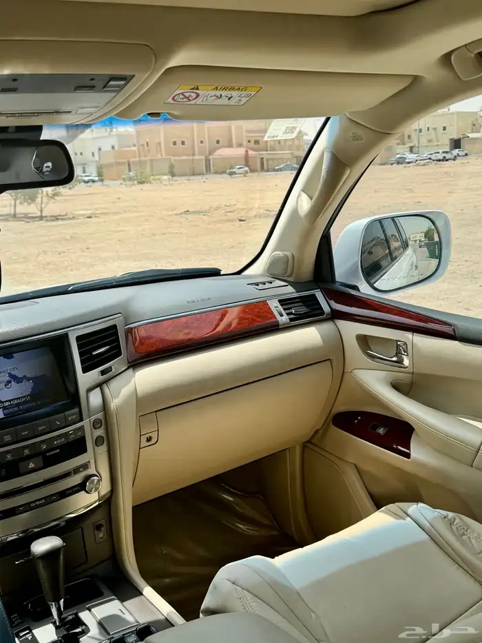 لكزس LX570 سبورت 2015 12