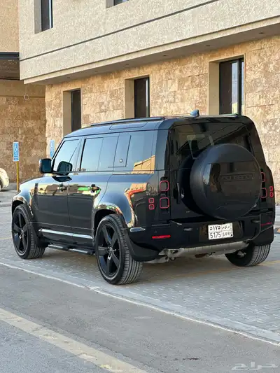 ديفندر V6 2023 اكس 24