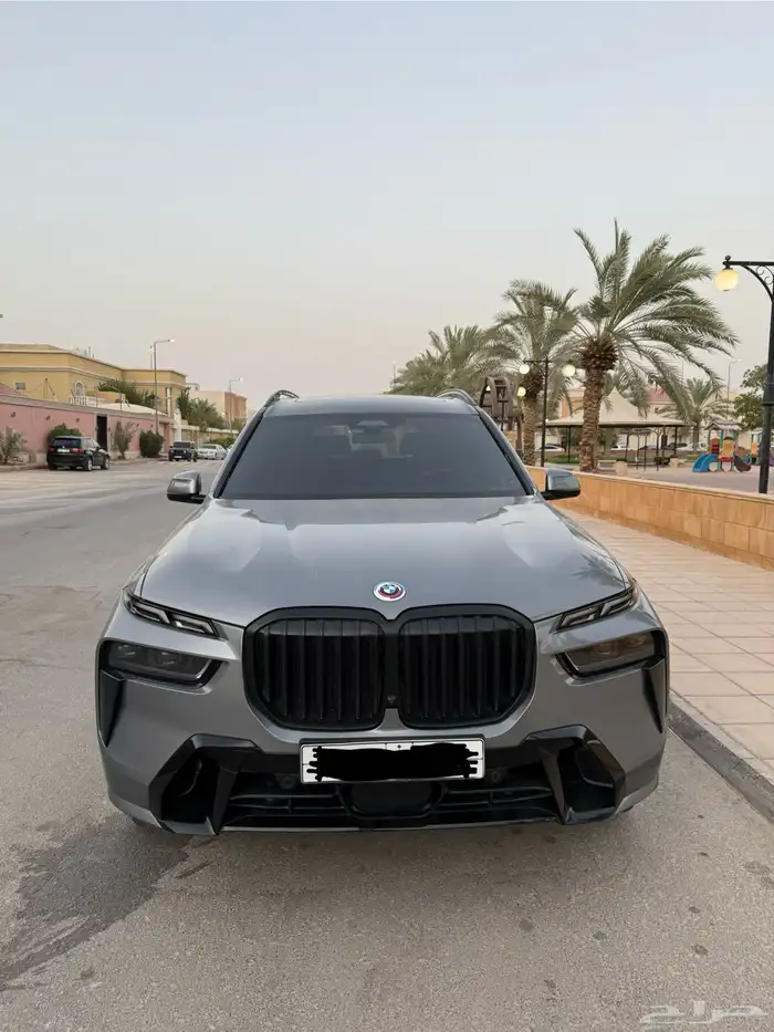للبيع بي ام X7 2023 1