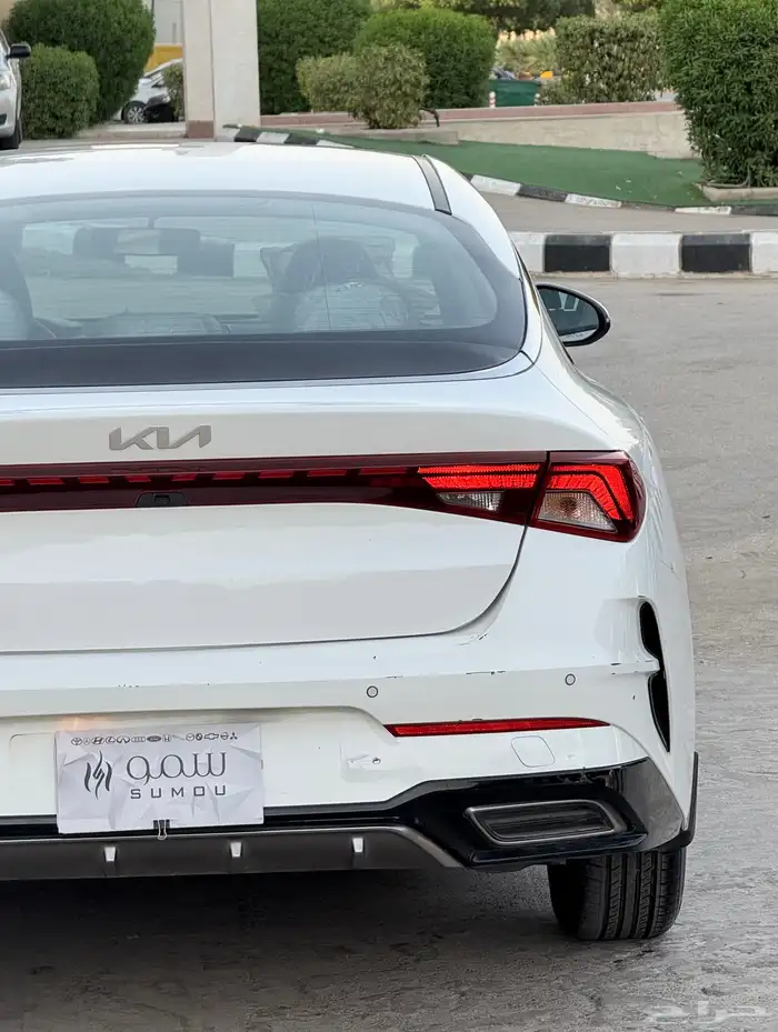 كيا K5 موديل 2022 شرط نظيف 10