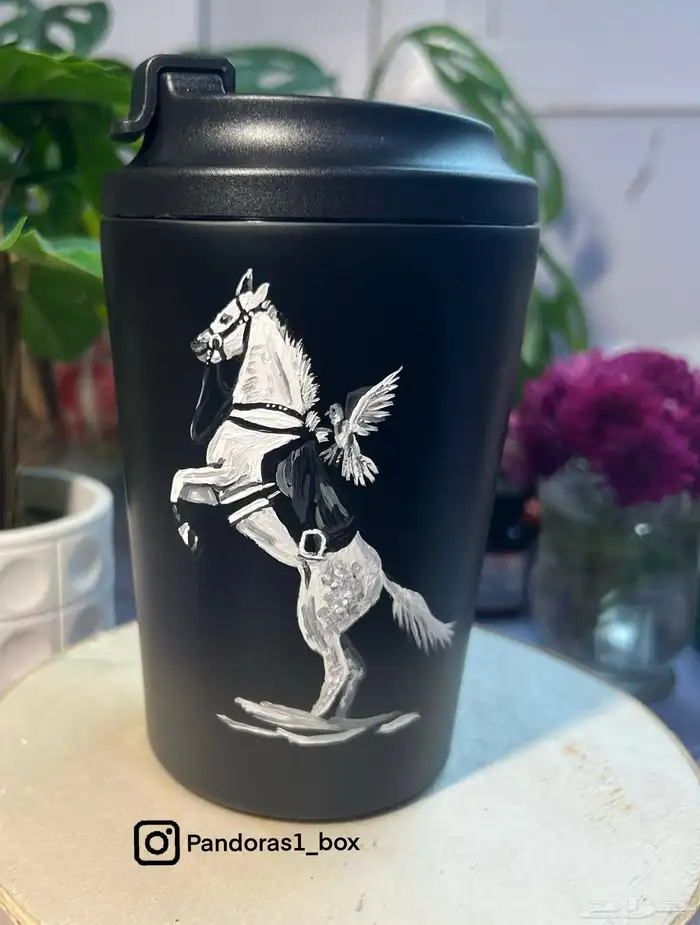 كوب برسم يدوي 1