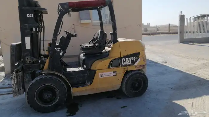 فوركليفت كتربلر 5 طن كونتينر 8