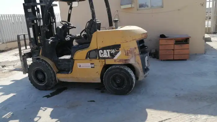 فوركليفت كتربلر 5 طن كونتينر 5