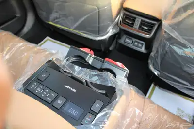 لكزس - ES350 DD - خليجي - 2025 - فل كامل 34