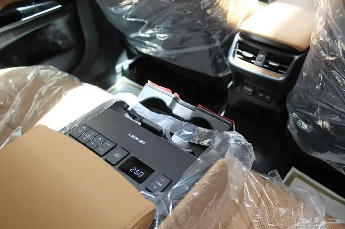 لكزس - ES350 CC - بريمي - 2025 23