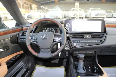 لكزس - ES350 DD - خليجي - 2025 - فل كامل 32