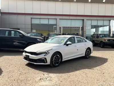 كيا K5 2025 استاندر مطور 0