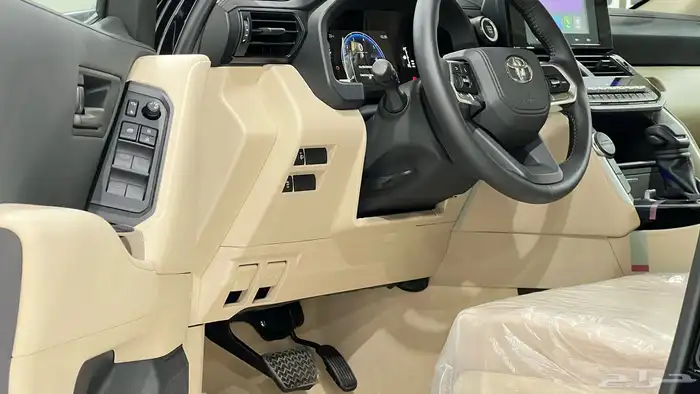 تويوتا لاندكروزر GX.R 2025 هدد خليجي تنفس طبيعي 6
