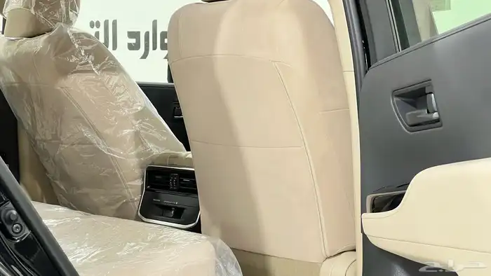 تويوتا لاندكروزر GX.R 2025 هدد خليجي تنفس طبيعي 12