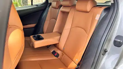 لكزس UX200-2021-سعودى 8