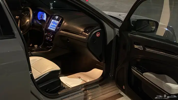 كلايزلر 2018 نظيف جدا  s300 v8 7