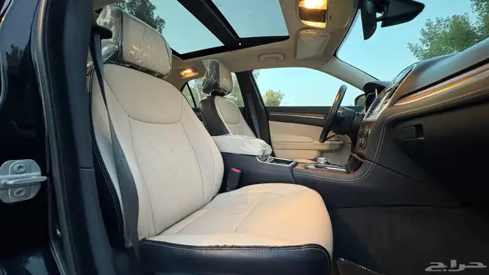 كرايسلر C300 2020 ( اعلى فئه لكجوري ) 42